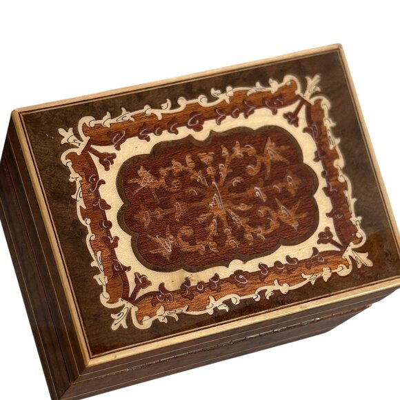 Vintage Inlay Wooden Music Box LADOR Swiss Musical Movement Switzerland Works - Picture 9 of 9